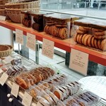 パティスリー イル・プルー・シュル・ラ・セーヌ - 