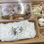 本家かまどや - 料理写真:肉野菜炒め弁当
