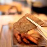 肉はナカノ - 福井名物うす切ソースとんかつ。 ちょっとチープではあるけど、なかなか旨い。 駄菓子屋感がありますが、ちゃんと旨いから。