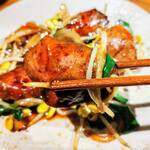 大衆酒場 藤沢ホルモン - レバニラ炒め（アップ）