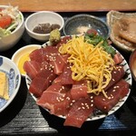 天然魚と七輪焼き 隠れ居酒屋 雑魚や - 