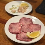 炭火焼肉 しちりん亭 - 