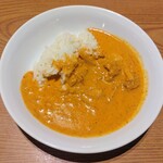 ハンバーグ工房 - バターライスにタイカレー（辛め）