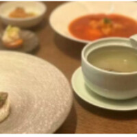 全9品からなる高級食材も織り交ぜた、赤坂司宴の味を堪能する料理の数々。