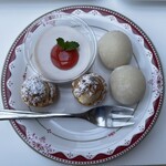 ベリーズ - スイーツ（ほんの一部）