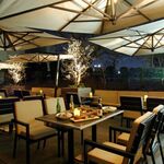 ロサンジェルス バルコニー テラスレストラン＆ムーンバー - メイン写真: