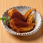 秘伝手羽先唐揚げと地鶏 焼き鳥 和個室 居酒屋 鳥心 - 