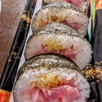 ニダイメ 野口鮮魚店 - 本まぐろトロたく巻ハーフ（780円）