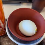 すき家 - 温玉が付いてきます