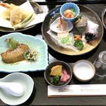 城ヶ島京急ホテル - 部屋食でないのが残念ですが、この価格なら充分の内容でした。