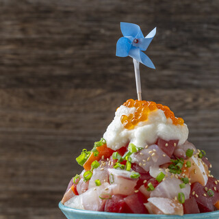 「ねば山海鮮どっさり丼」「かにどっさり丼」など一押しの海鮮丼