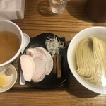 麺屋鈴春 - 塩つけ麺+藻塩・レモン