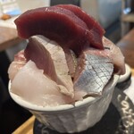 シハチ鮮魚店 - 