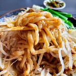 麺屋　たか - モチモチ麺！タレに良く絡んで美味しいです