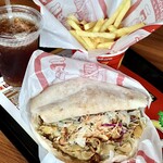 Mega Kebab 아이치 토우고우점 - 피타 빅 치킨 세트