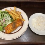 ベルジアン　ブラッスリーコート　ゲント - ロティサリーチキンとライス