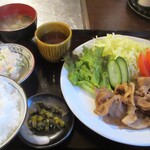 クリーク  - 豚しょうが焼き定食
