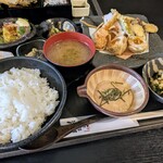 ごんちゃくれ - 