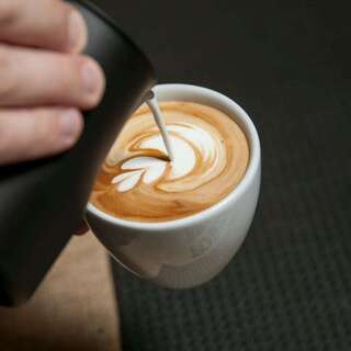 世界中に愛されるダウエグハーツのコーヒーで贅沢なカフェタイム