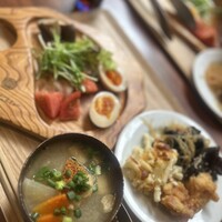 ターンテーブル - 