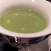 華都飯店 - 華都特製カニ入りのアボガドスープ