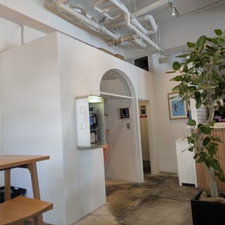 THE CITY DONUTS AND COFFEE_2