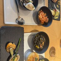 ブッフェアンドカフェ スロープサイドダイナー ザクロ - 