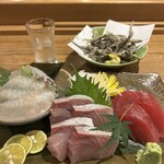 Sake & Dining Aioi - お刺身の盛り合わせ