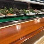 辰美寿し - 店内カウンター席