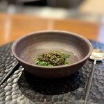 季音 - 温かいキャビアの昆布締め