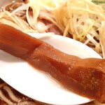 らぁ麺 ふじ松 - 柔らかコリコリのメンマ