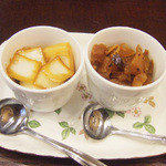 トマト - 玉ネギのマリネと福神漬け