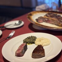 AKARENGA STEAK HOUSE - 