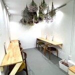 菓子屋めがね - 店内