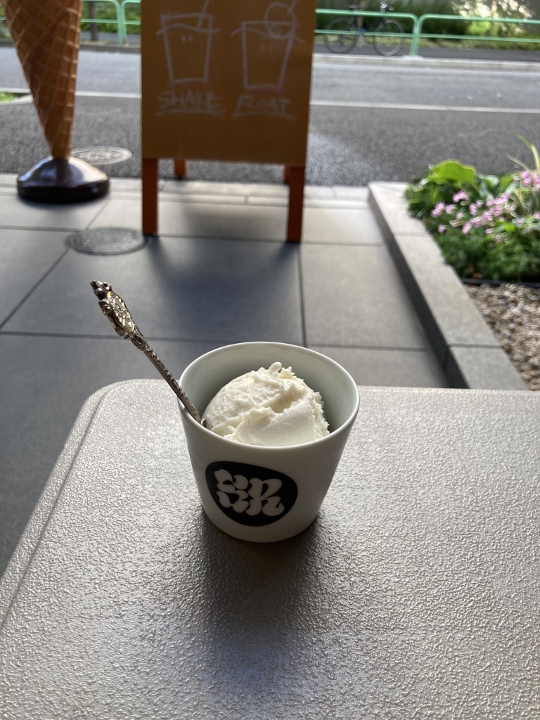 写真 : エスアール コーヒー&アイスクリーム 神保町 （SR coffee&ice