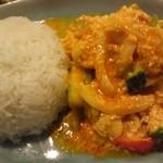 タイの食卓 クルン・サイアム - 海鮮のふわふわ卵いりカレー