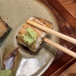 炭焼うな富士 - わさびを乗せて