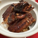 炭焼うな富士 - 小うな丼に自分で肝焼きトッピング！