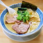 永明中華そば店 - 中華そば塩〜魚介鶏白湯