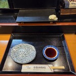 うきよ寿し - カウンター席の設え。