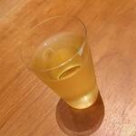 Leone 吉川 健太郎 - 