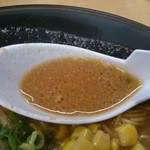 六角ラーメン梅之や - みそラーメン　スープ