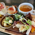 Adomani due - 内田農園野菜・ミネストローネスープ