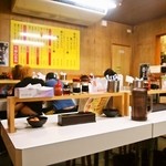 ラーメン東大 - 店内