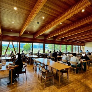 八海山みんなの社員食堂_2