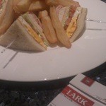 エスカリエ - ウエスティンクラブサンドイッチ！おっきい！！