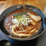 くりの木 - 中華そば（煮玉子は埋もれています）