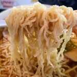 かわにし食堂 - 細縮れ麺。