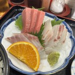 まる信 食堂 - 