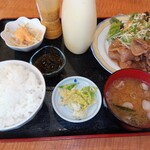 ごちそう処 きむら - 生姜焼き定食